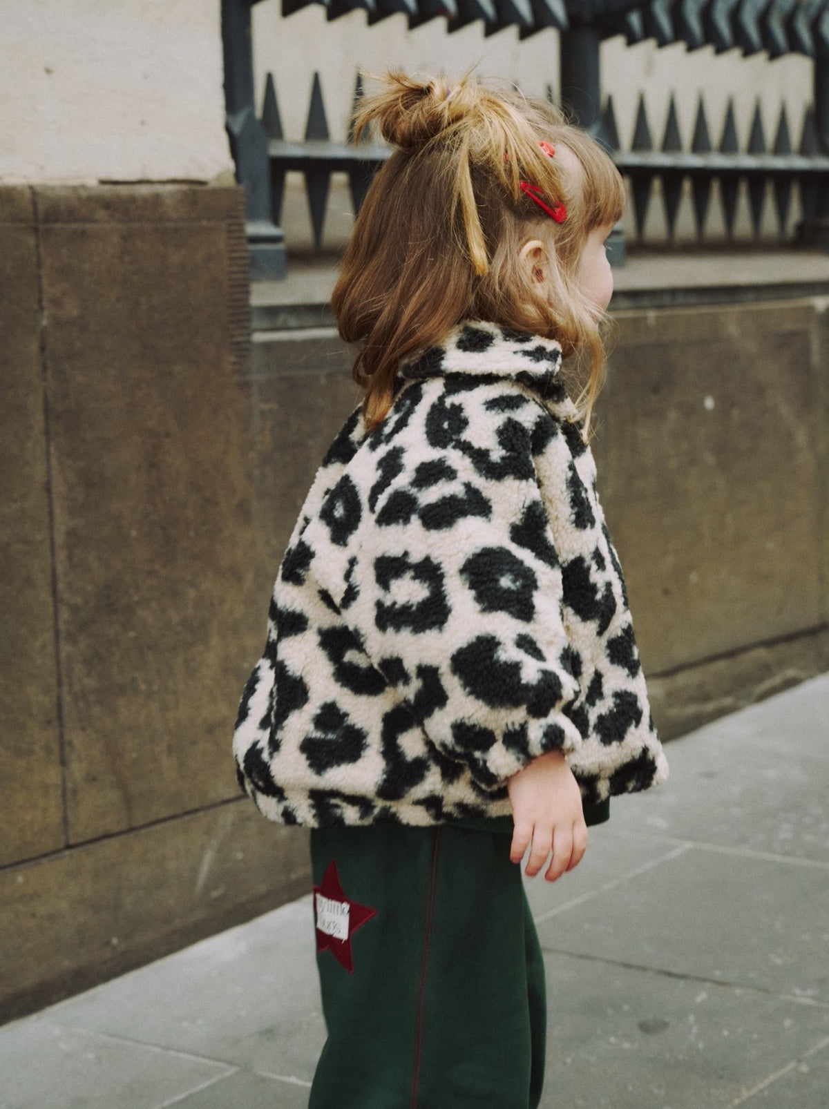 WANNA BE REVERSIBLE BOA JACKET