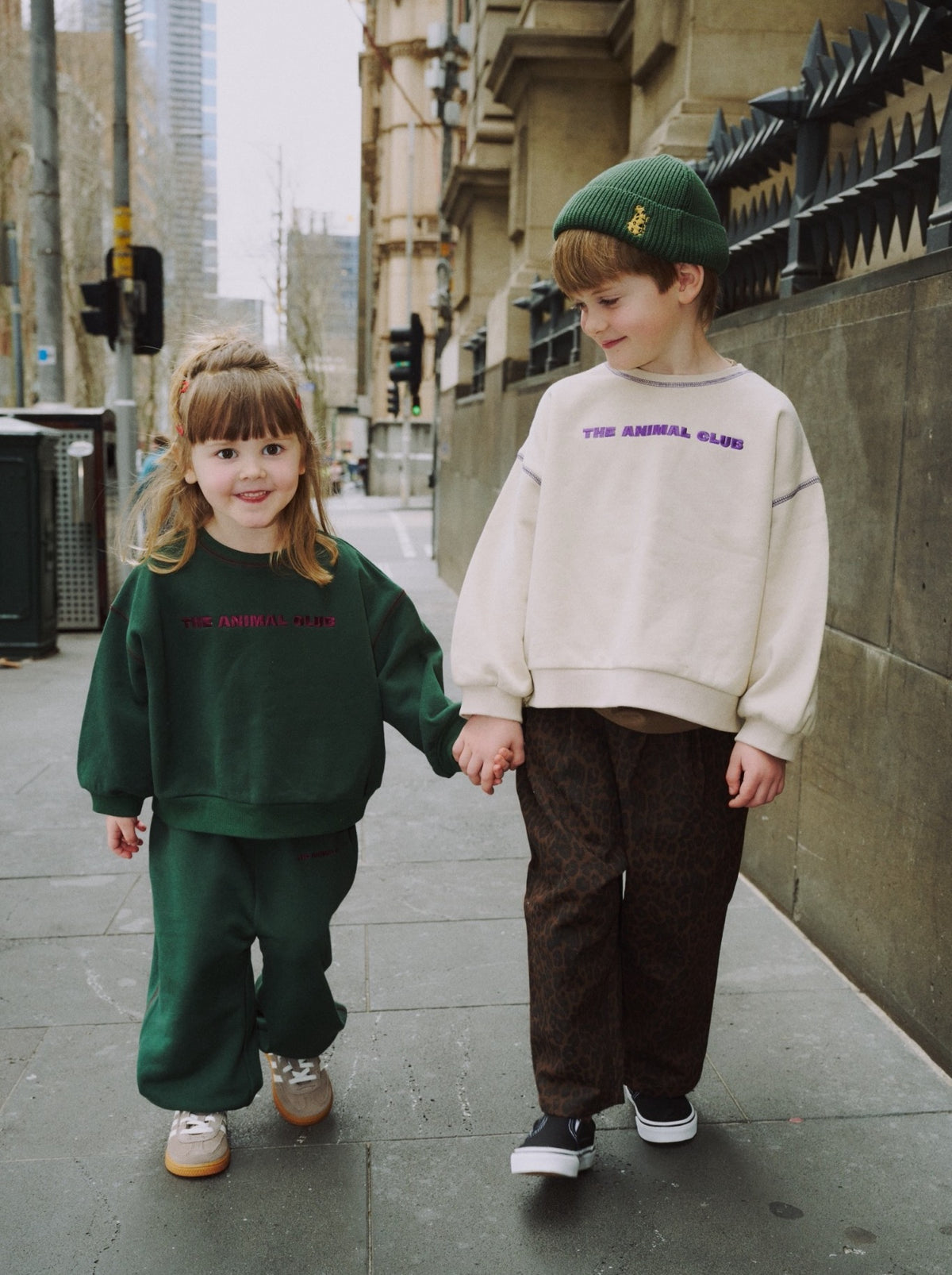 COLOR STITCH SWEAT TOP