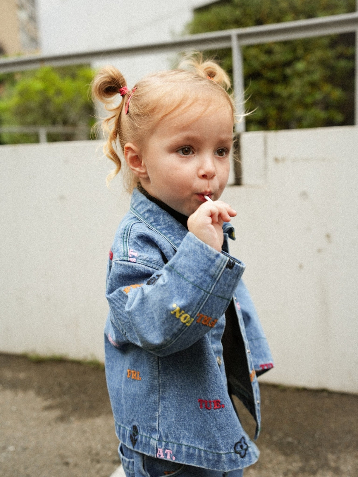 EVERYDAY DENIM JACKET