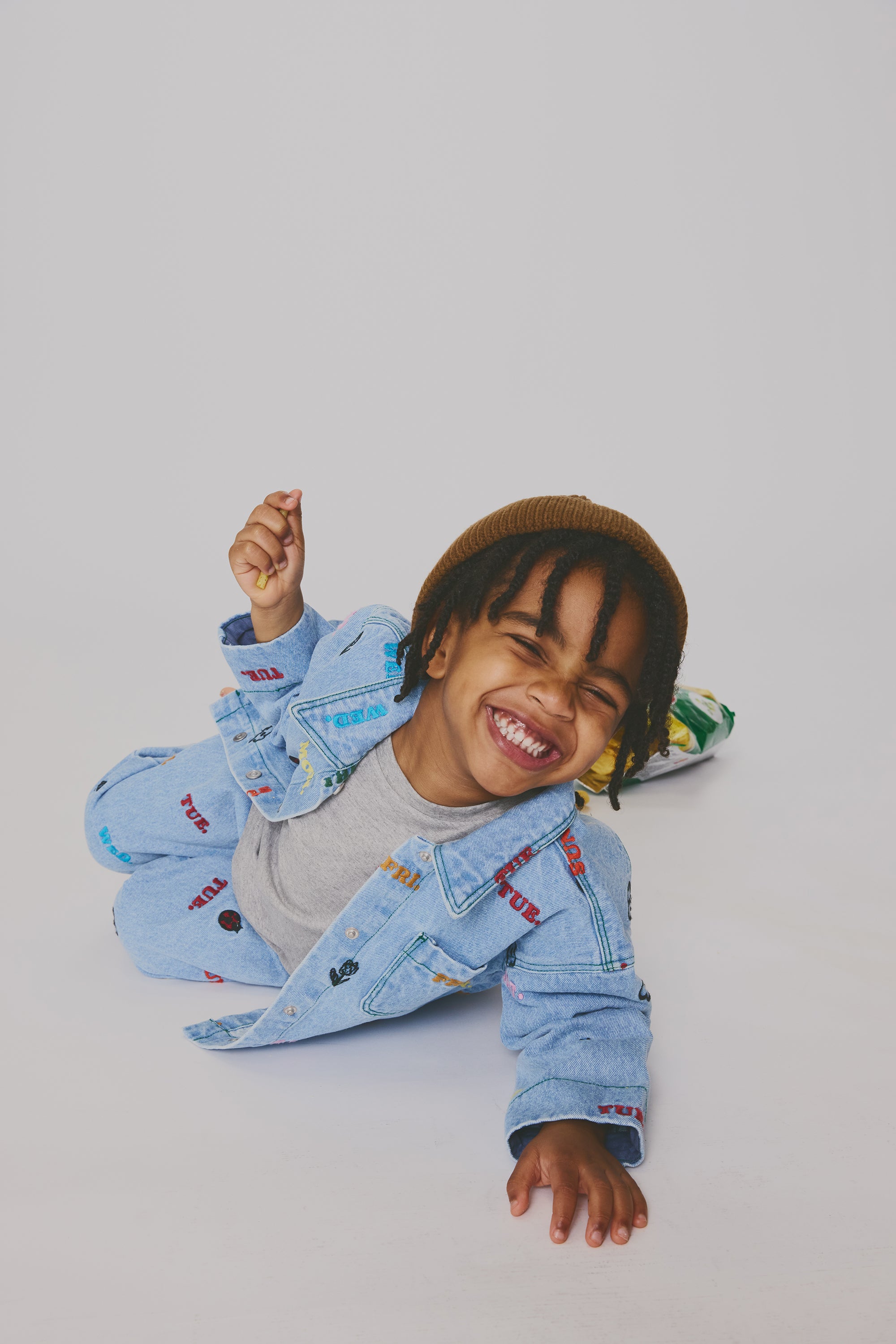 EVERYDAY DENIM JACKET