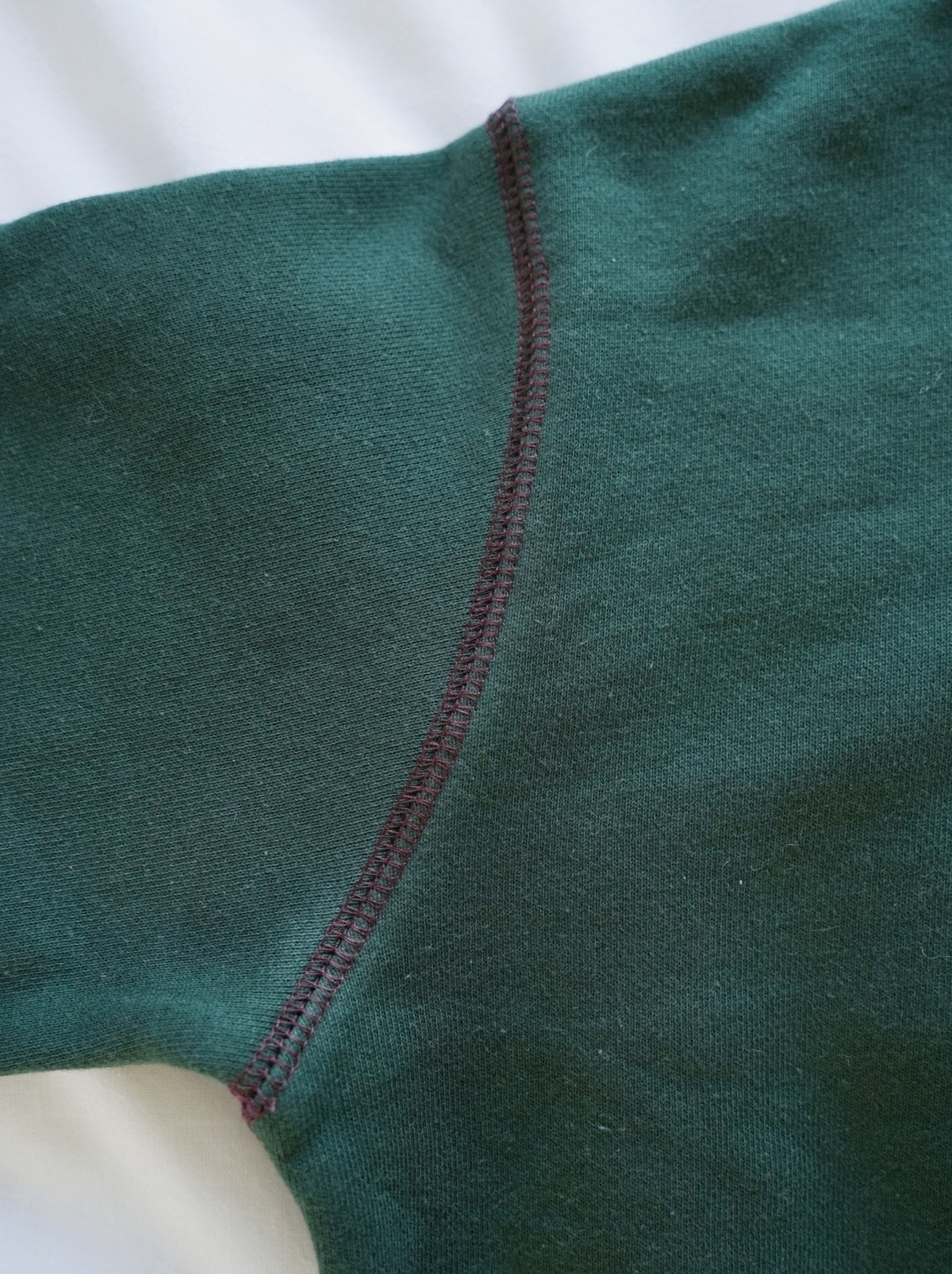 COLOR STITCH SWEAT TOP