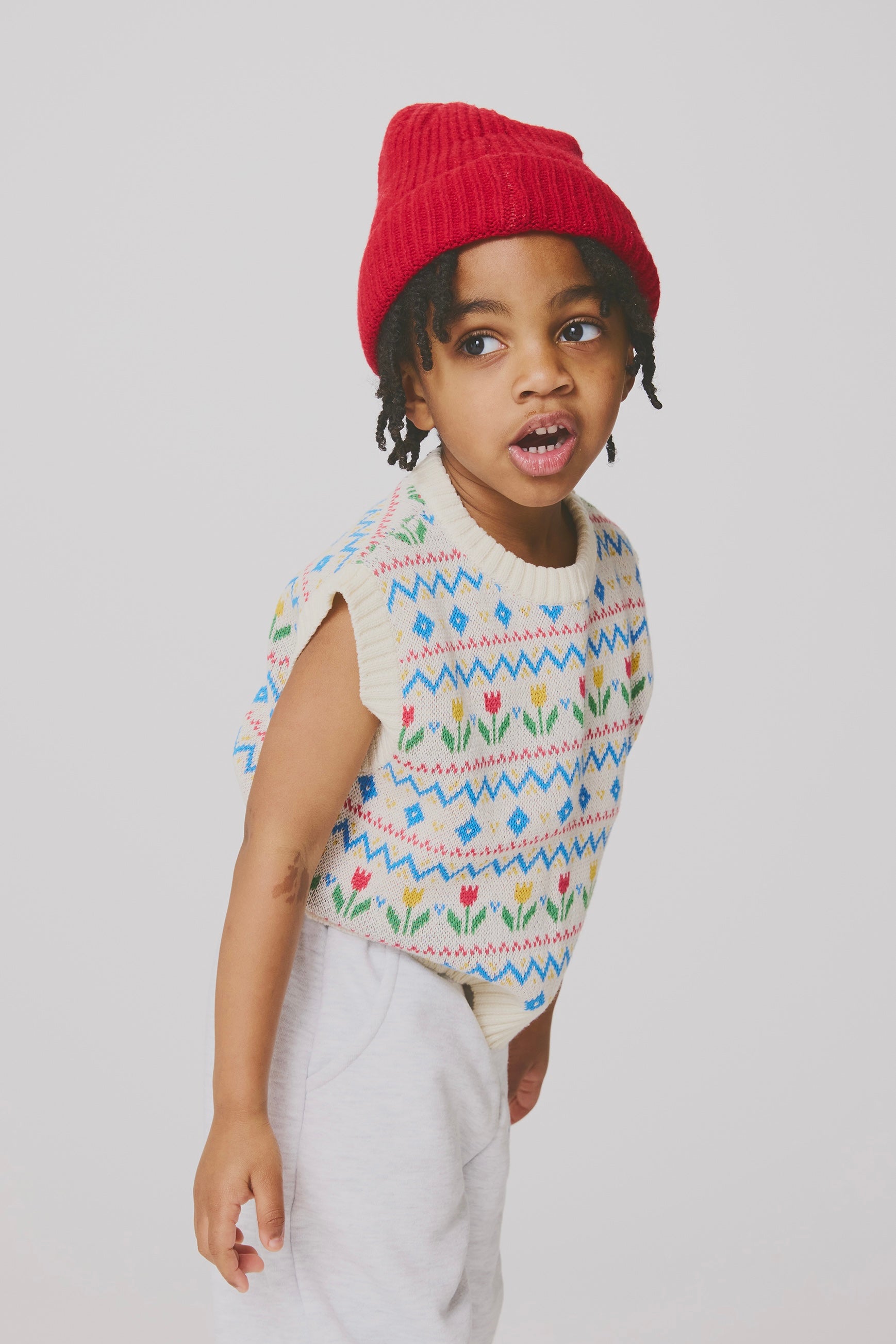 TULIP KNIT VEST